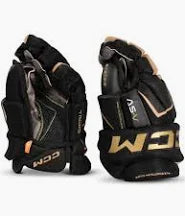 Hockey Players Gloves