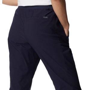 Leslie Falls™ Capri - Women - Sports Excellence