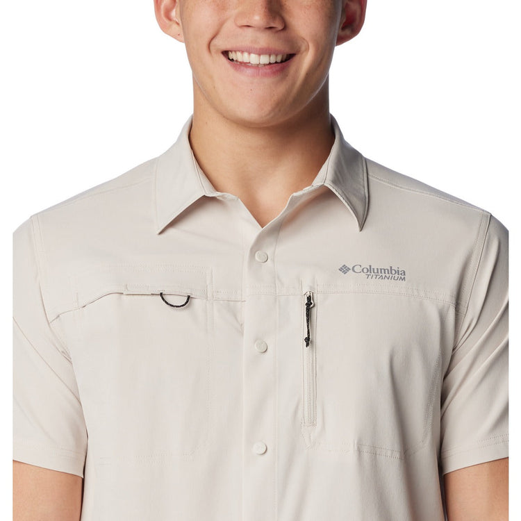 Columbia Summit Valley™ Woven Short Sleeve Shirt - Men