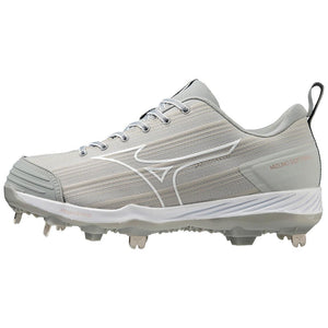 Mizuno Sweep 6 Low Women's Metal Softball Cleat