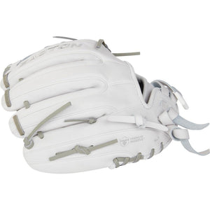 2024 Easton Pro Collection 11.75" Softball Glove